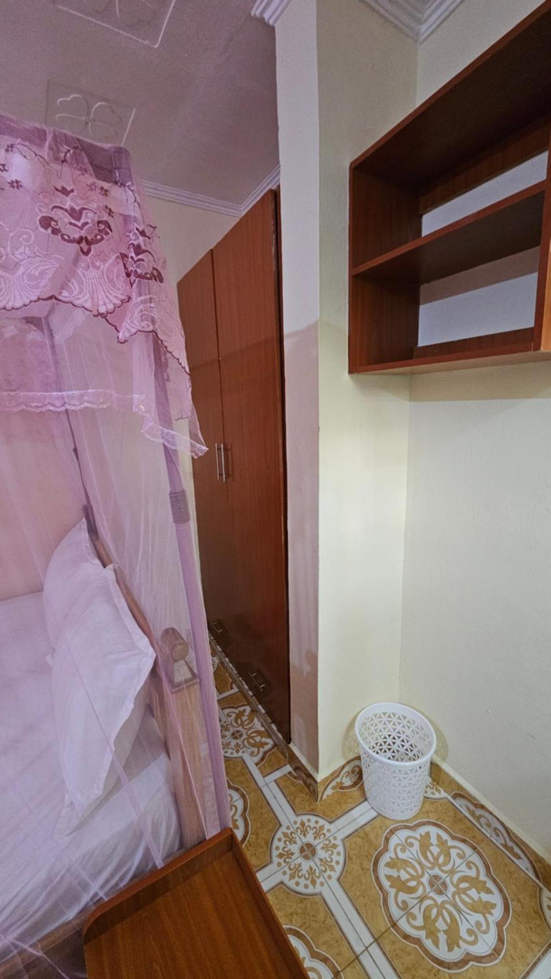 Shalisha Bnb Voi Exterior photo
